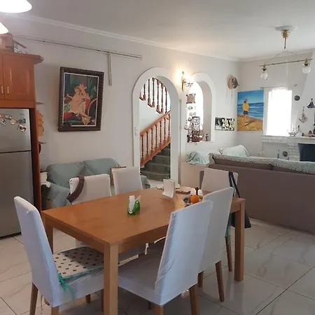Mezoneta Errica Villa Kato Diminio